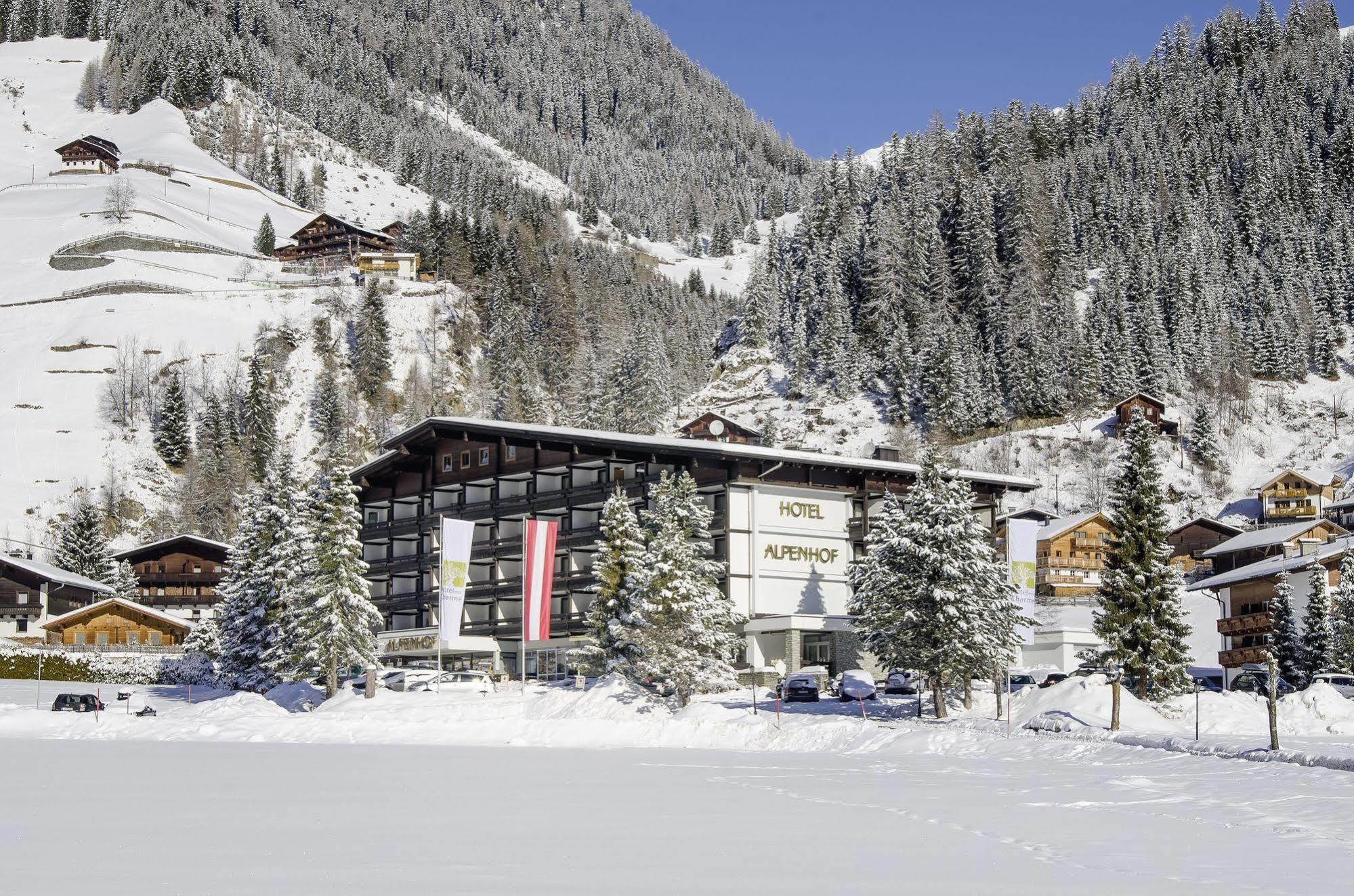Hotel Alpenhof Sankt Jakob in Defereggen Exterior foto